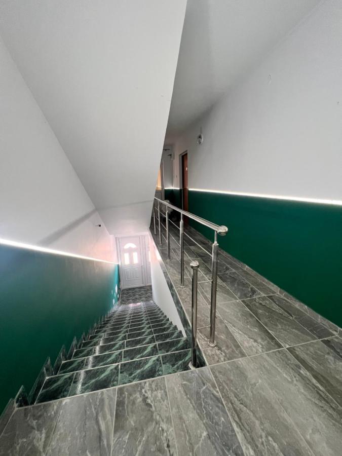 Hypnotic Villa Pitesti Luaran gambar